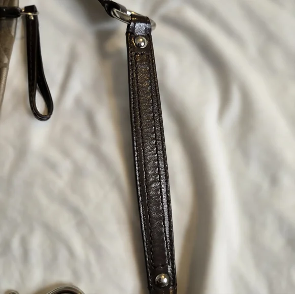 Coach 15250 Carly Signature Shoulder Purse - Picture 10 of 16